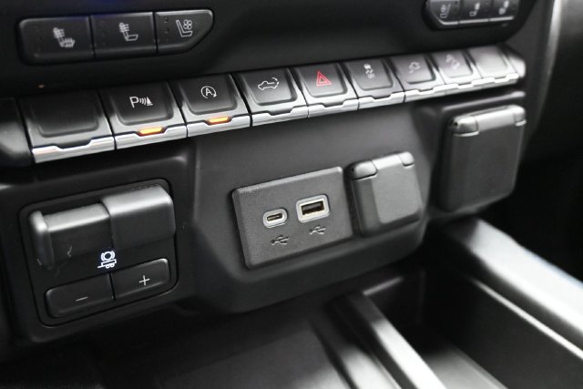 Used 2019 GMC Sierra 1500 Denali AWD/4WD image 32
