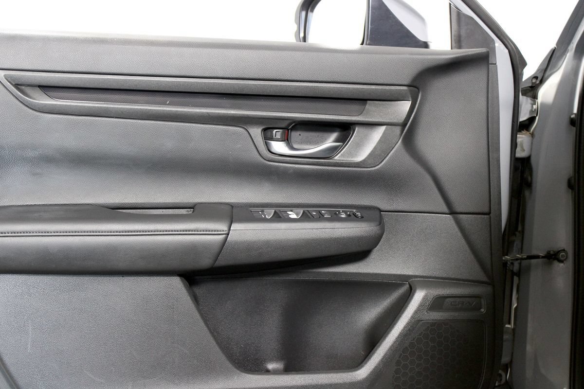 Used 2024 Honda CR-V LX image 5