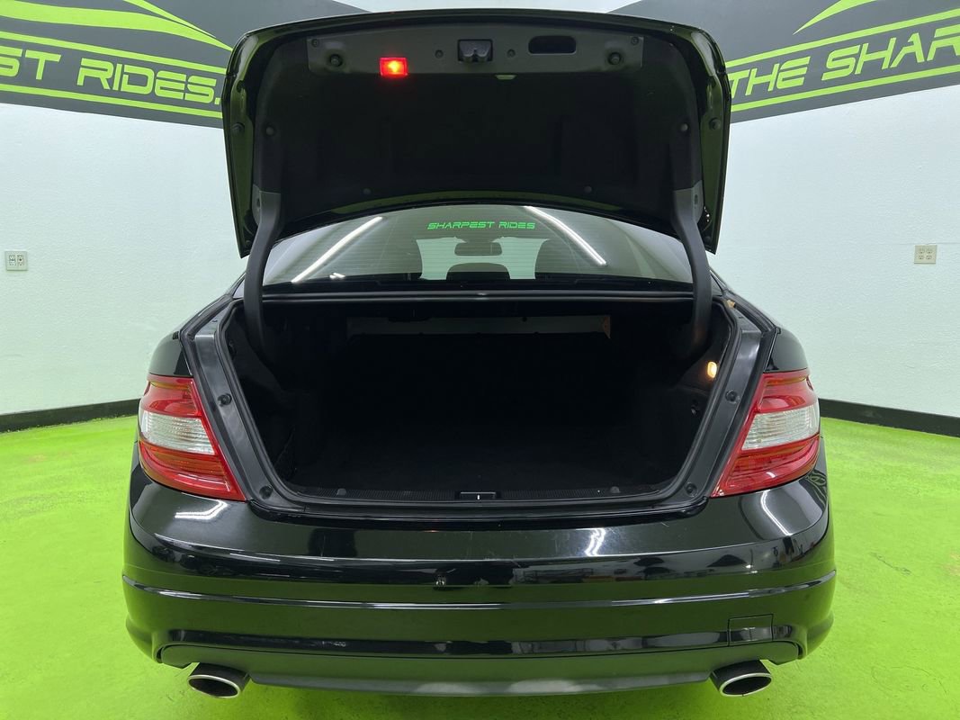 Used 2009 Mercedes-Benz C 300 4MATIC Sedan image 9