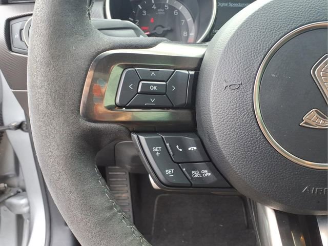 Used 2020 Ford Mustang Shelby GT350 w/ Technology Package image 11