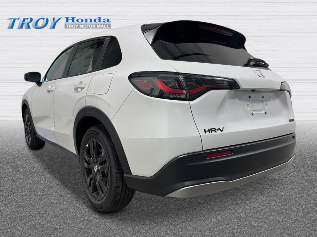 New 2027 Honda HR-V Sport image 3