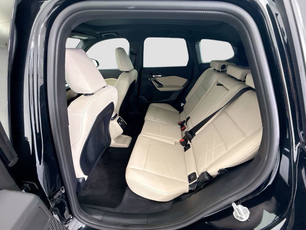 Certified 2025 BMW X1 xDrive28i w/ Technology Package image 19