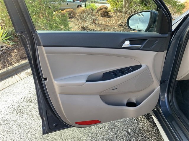 Used 2021 Hyundai Tucson Limited image 17