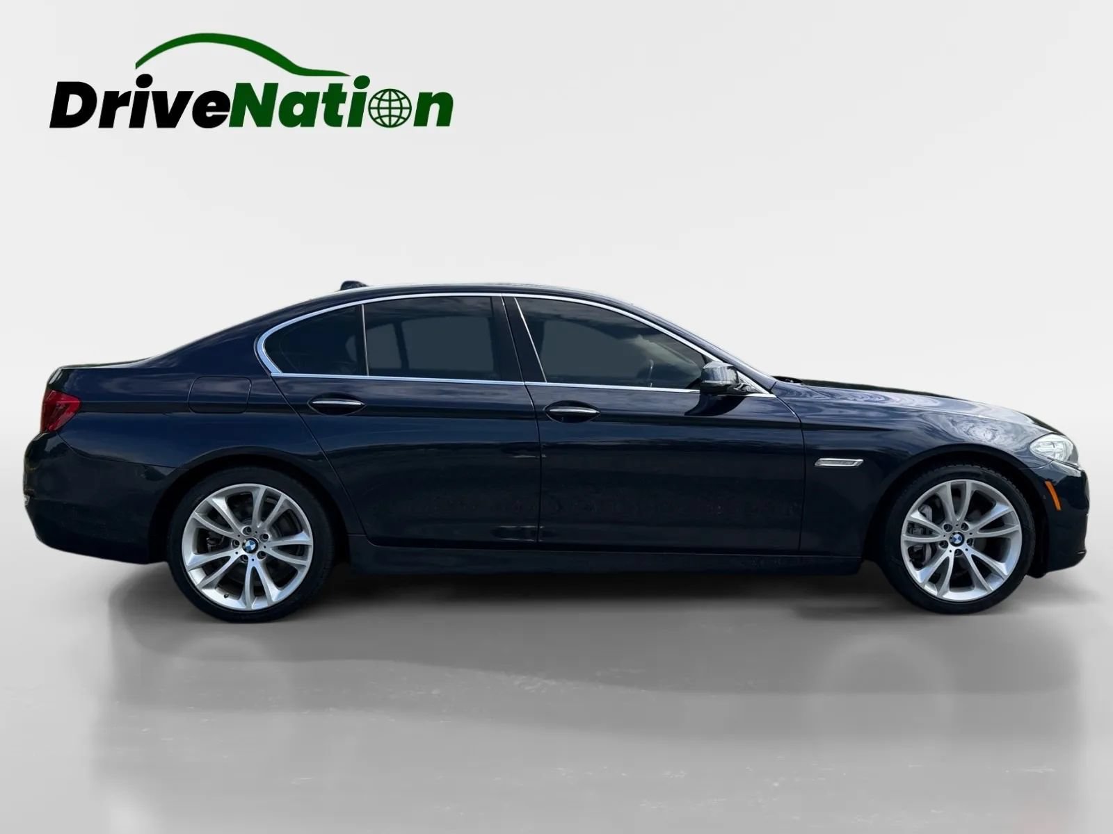 Used 2016 BMW 535i xDrive Sedan w/ Luxury Seating Package AWD/4WD image 6