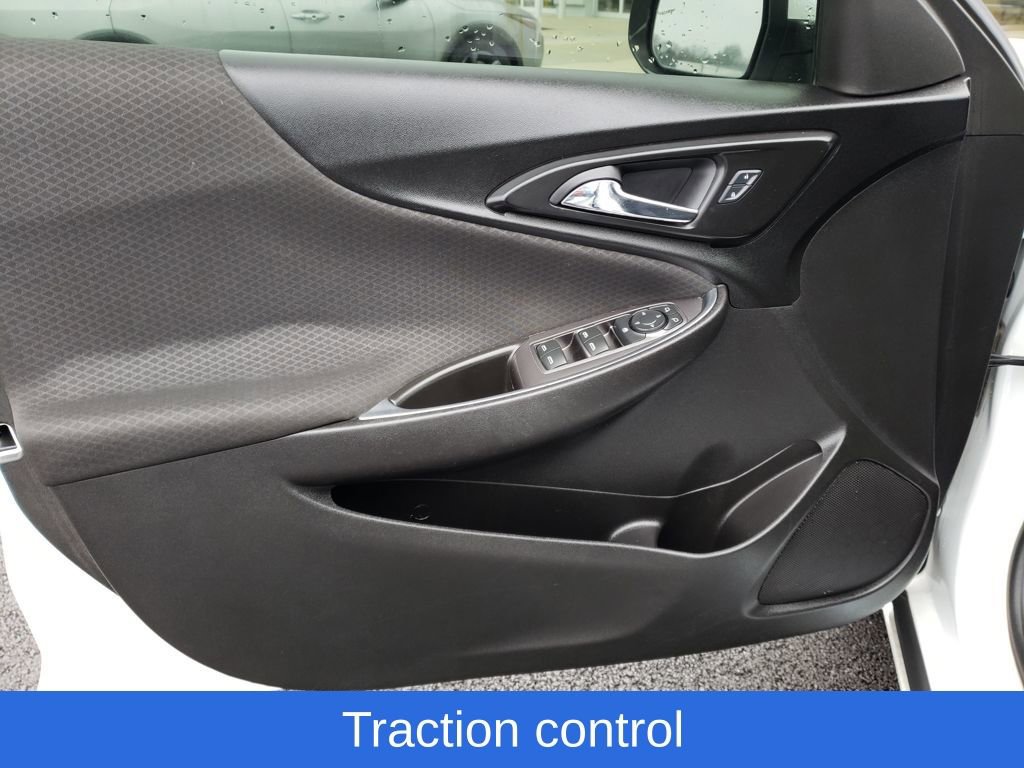 Used 2016 Chevrolet Malibu LT image 17