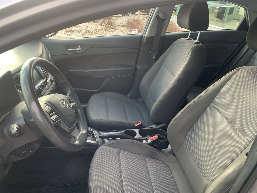 Used 2021 Hyundai Accent SE image 13