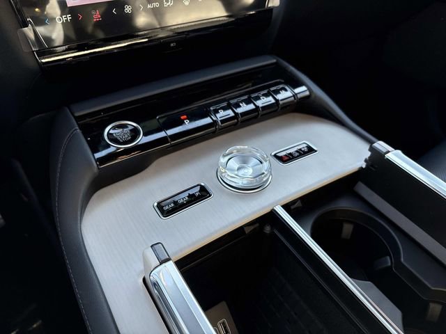 New 2025 Lincoln Navigator Reserve w/ Jet Appearance Package image 30