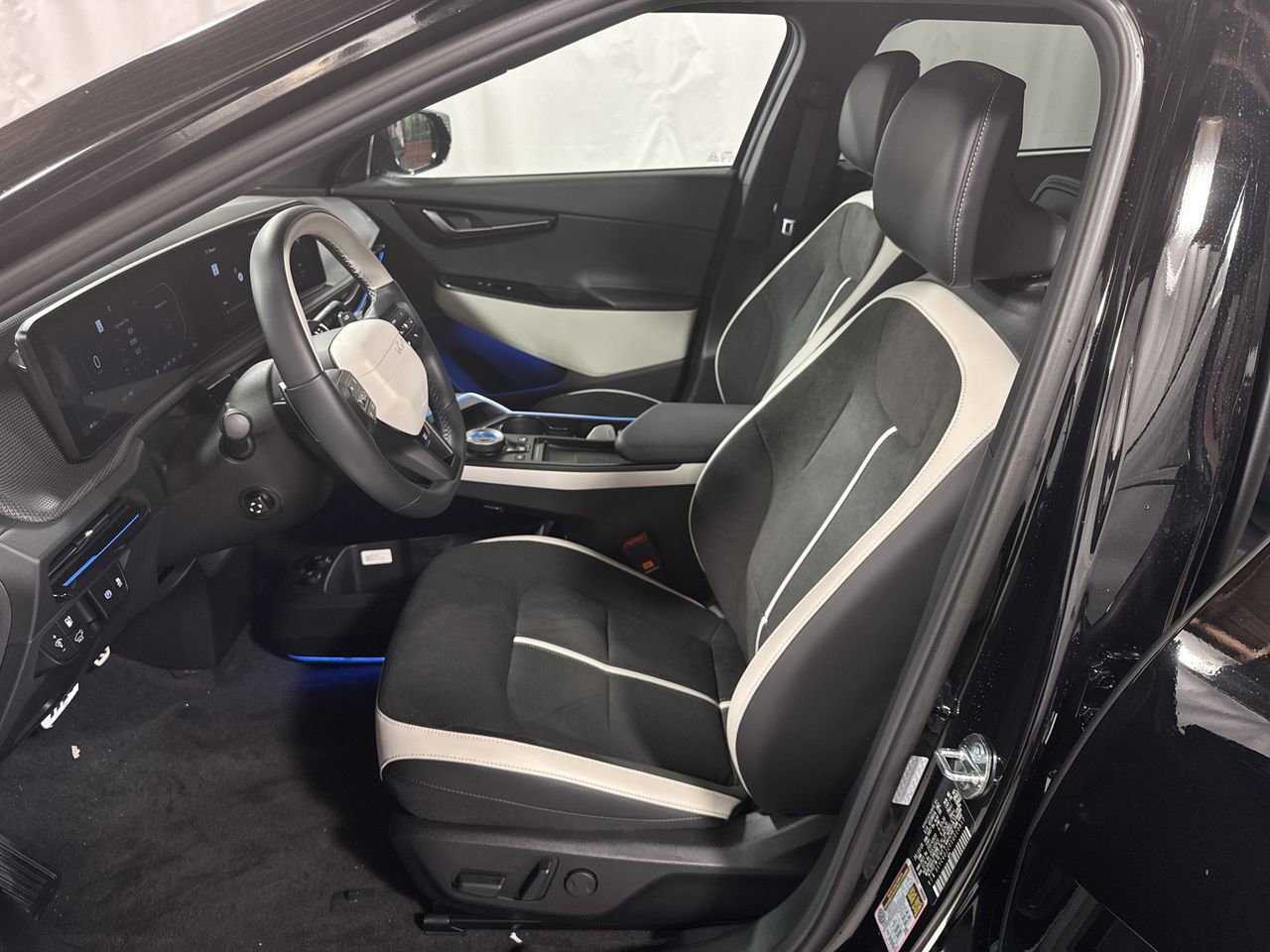 New 2025 Kia EV6 GT-Line image 13