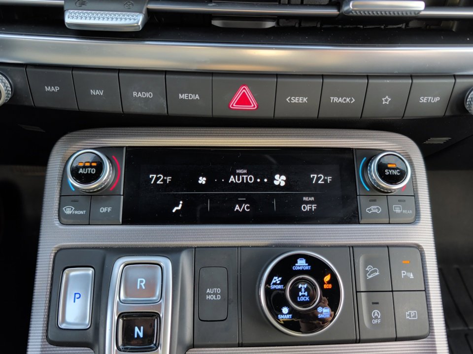 Used 2023 Hyundai Palisade Calligraphy image 18