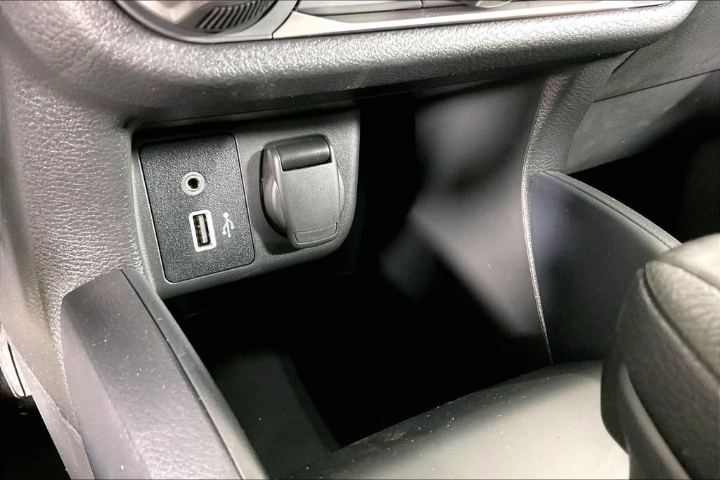 New 2025 Nissan Versa S w/ Trunk Package image 31