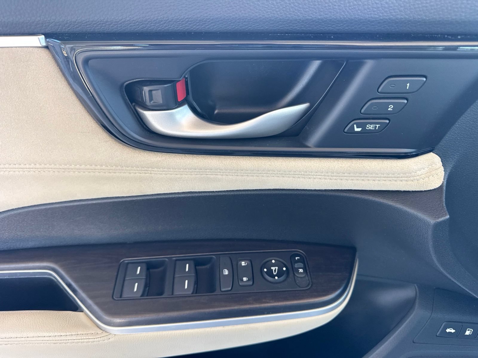 Used 2021 Honda Clarity Touring image 25