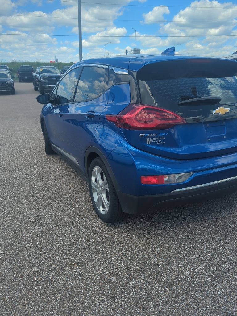Used 2017 Chevrolet Bolt LT FWD image 12