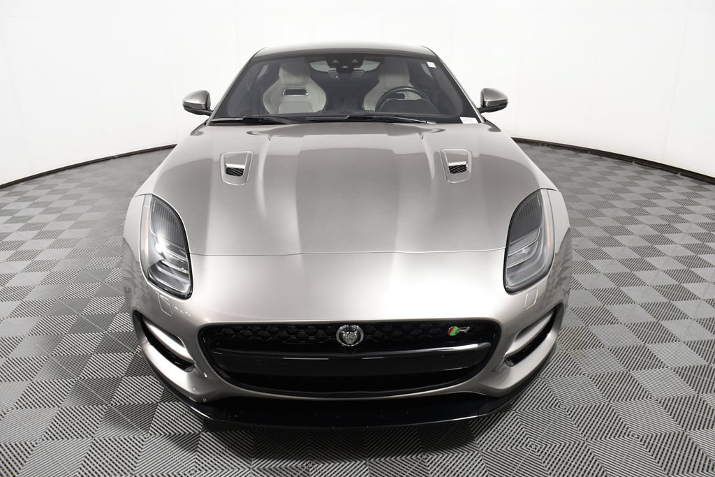 Used 2020 Jaguar F-TYPE R AWD/4WD image 10
