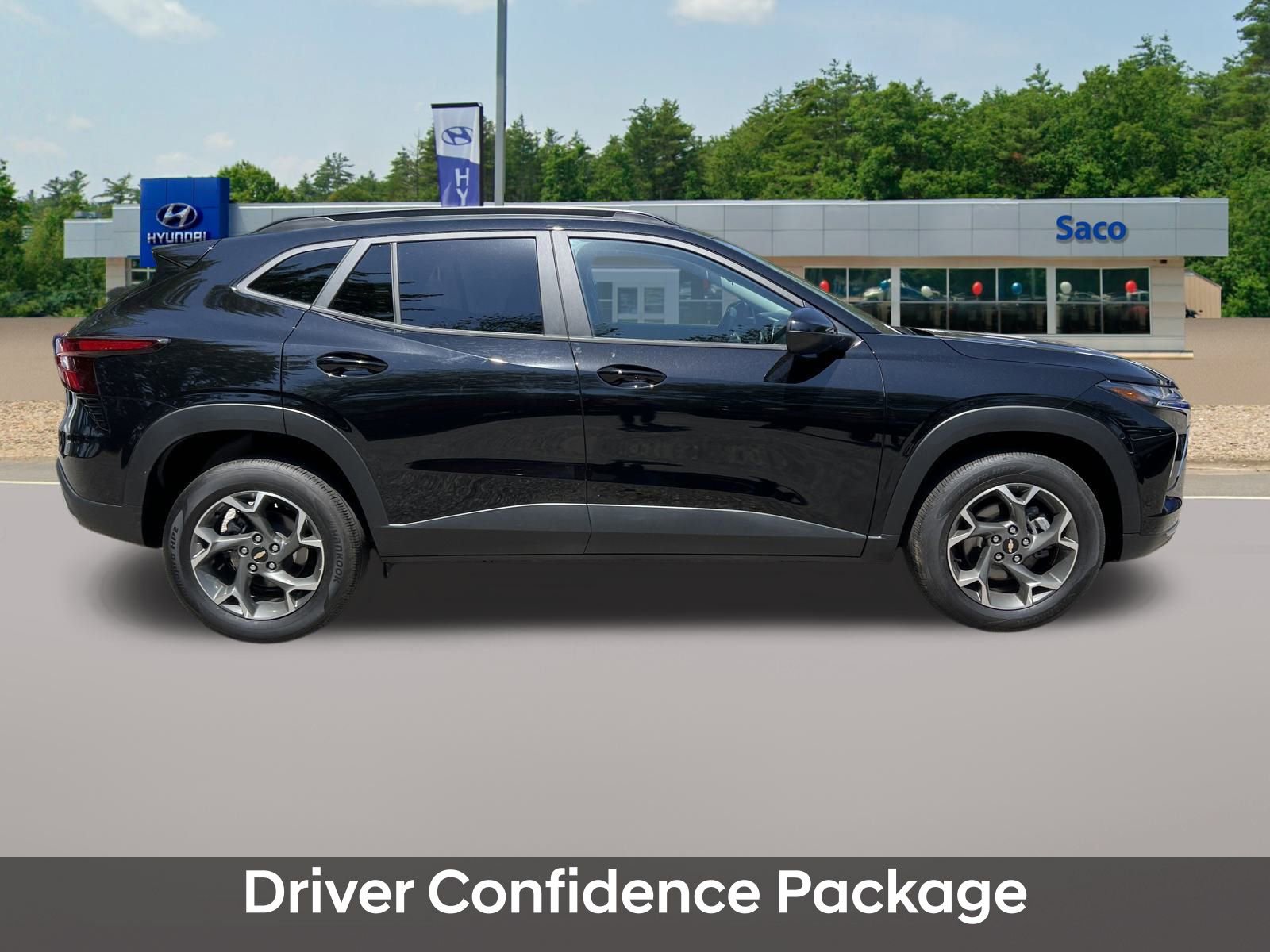 Used 2024 Chevrolet Trax LT w/ Driver Confidence Package image 6