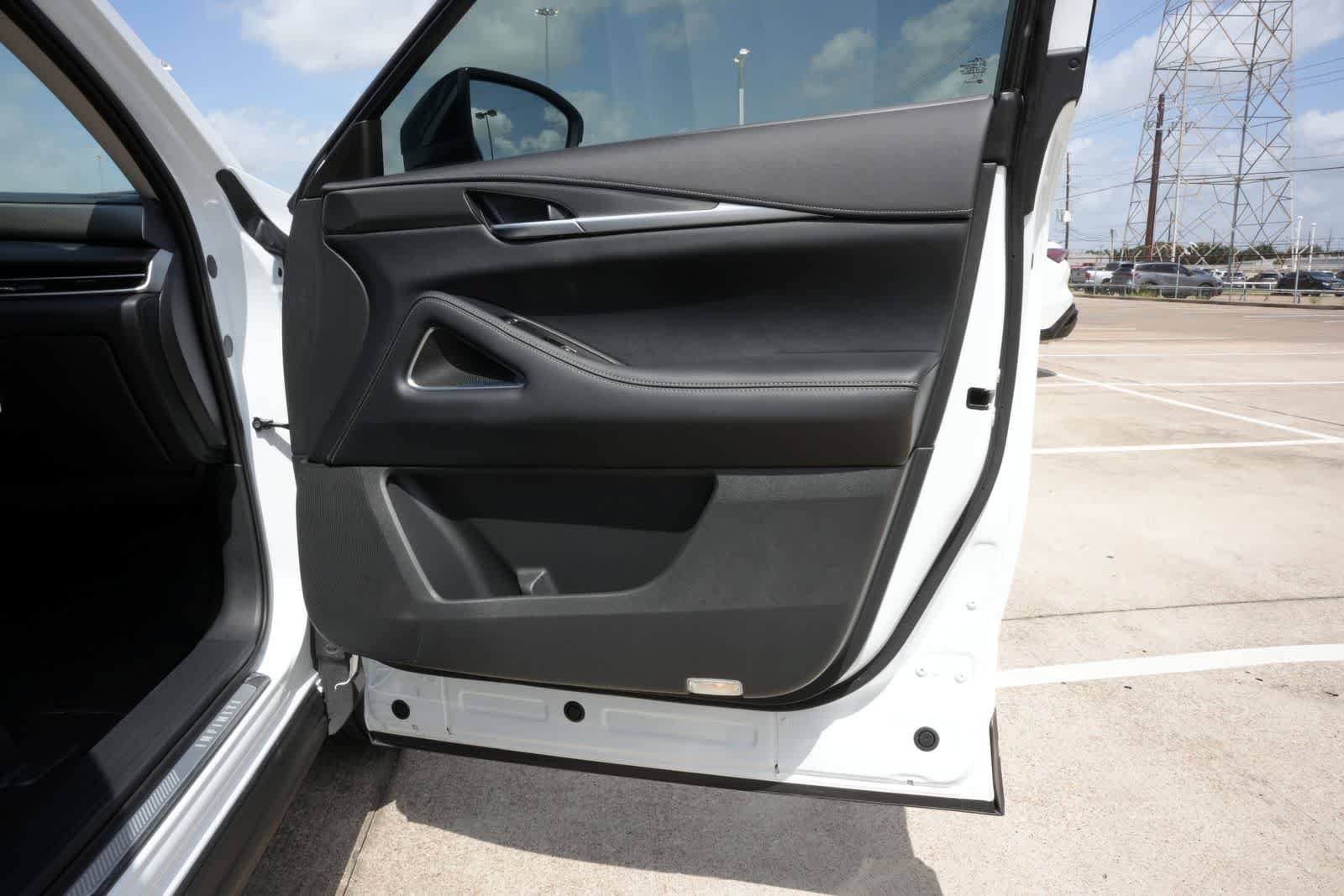 Used 2026 INFINITI QX60 Luxe w/ Cargo Package FWD image 24
