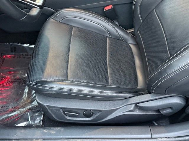 Certified 2025 Ford Mustang Premium image 34