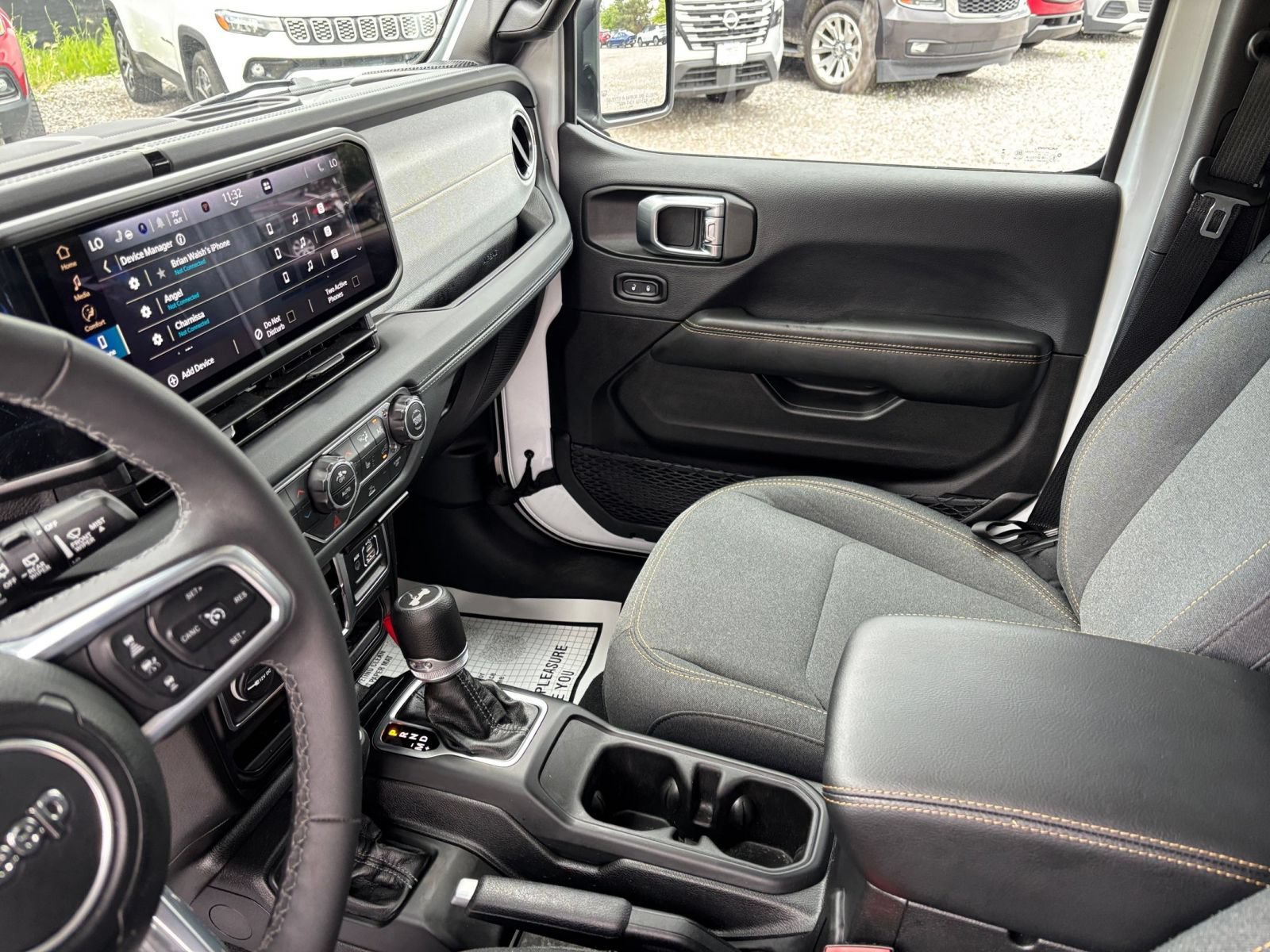 Used 2025 Jeep Wrangler Unlimited Sahara AWD/4WD image 42