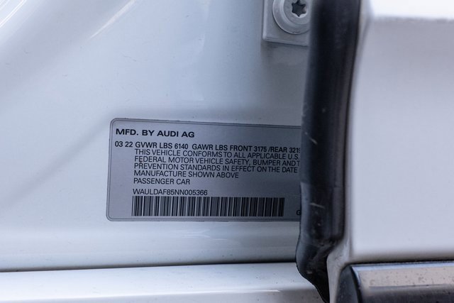 Used 2022 Audi A8 L 3.0T image 33