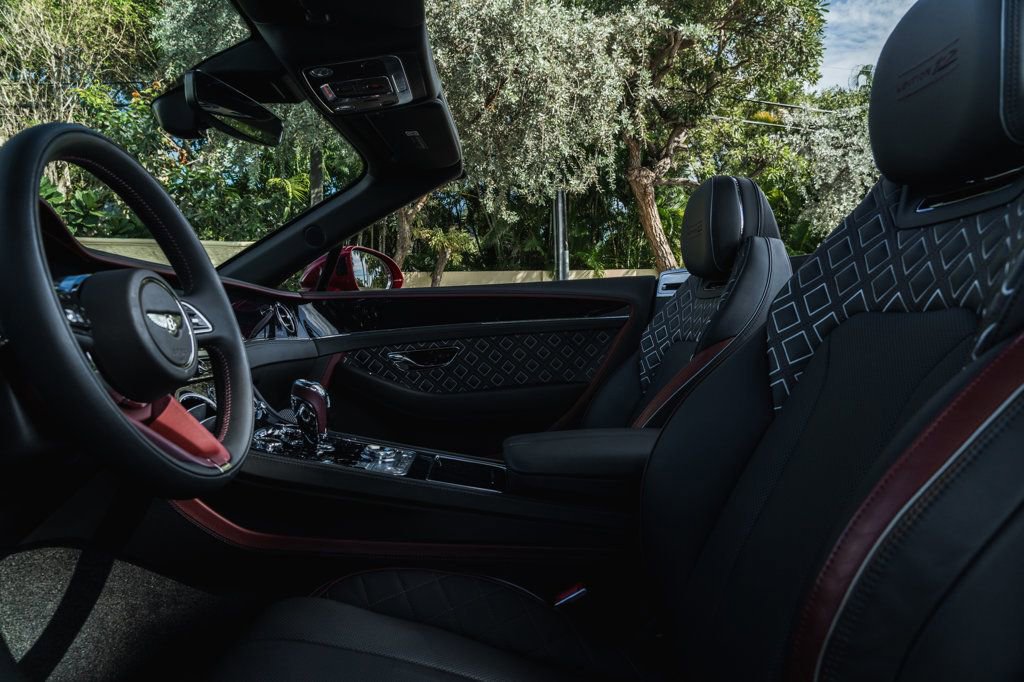 Used 2024 Bentley Continental GT Speed image 15