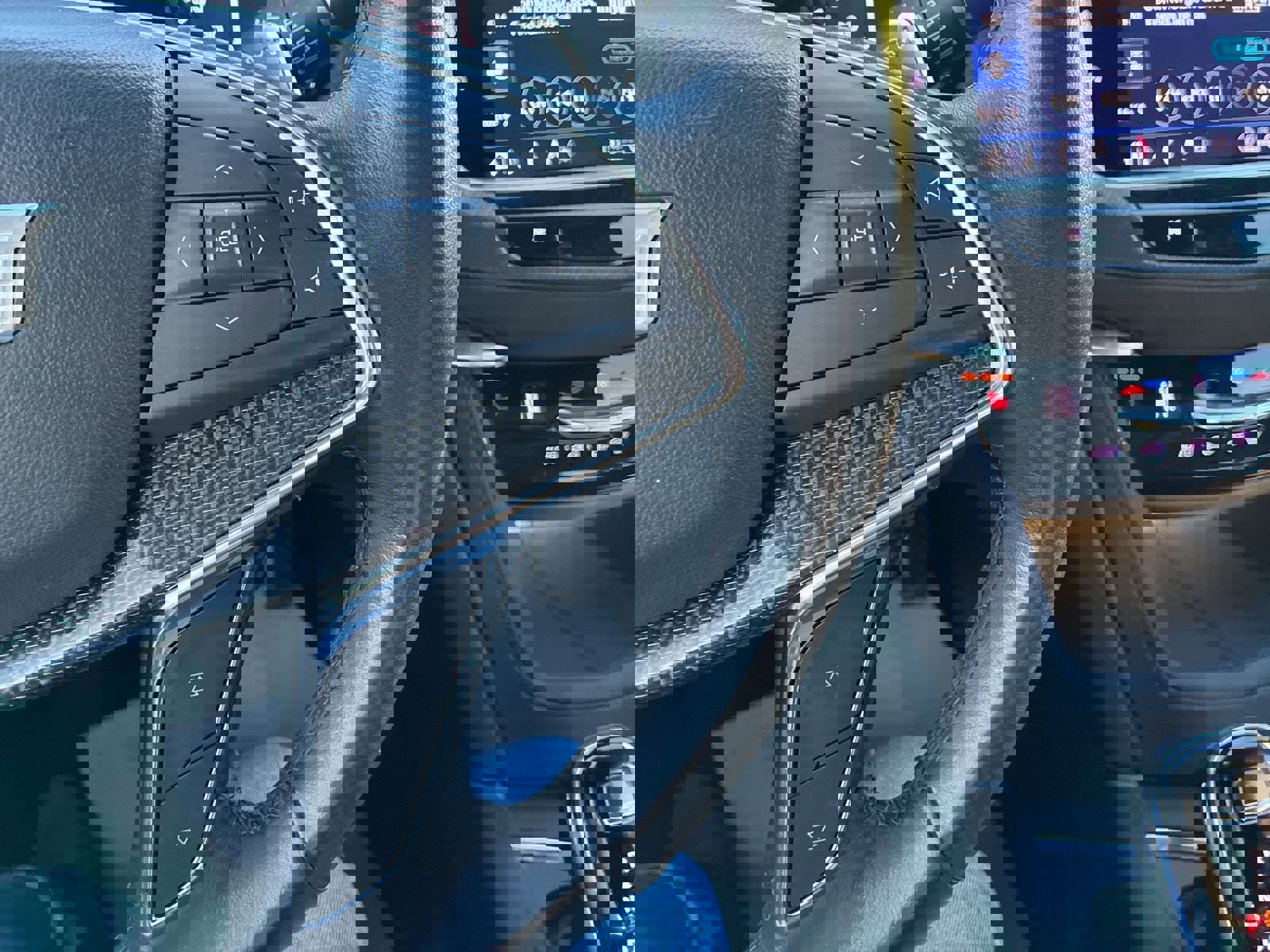 Used 2023 Cadillac XT5 Sportv w/ Technology Package image 26