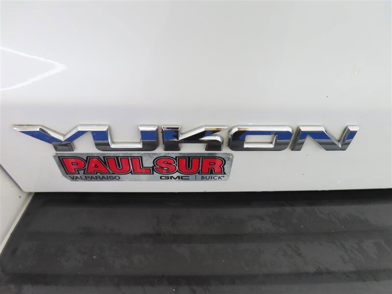 Used 2017 GMC Yukon Denali w/ Open Road Package AWD/4WD image 13