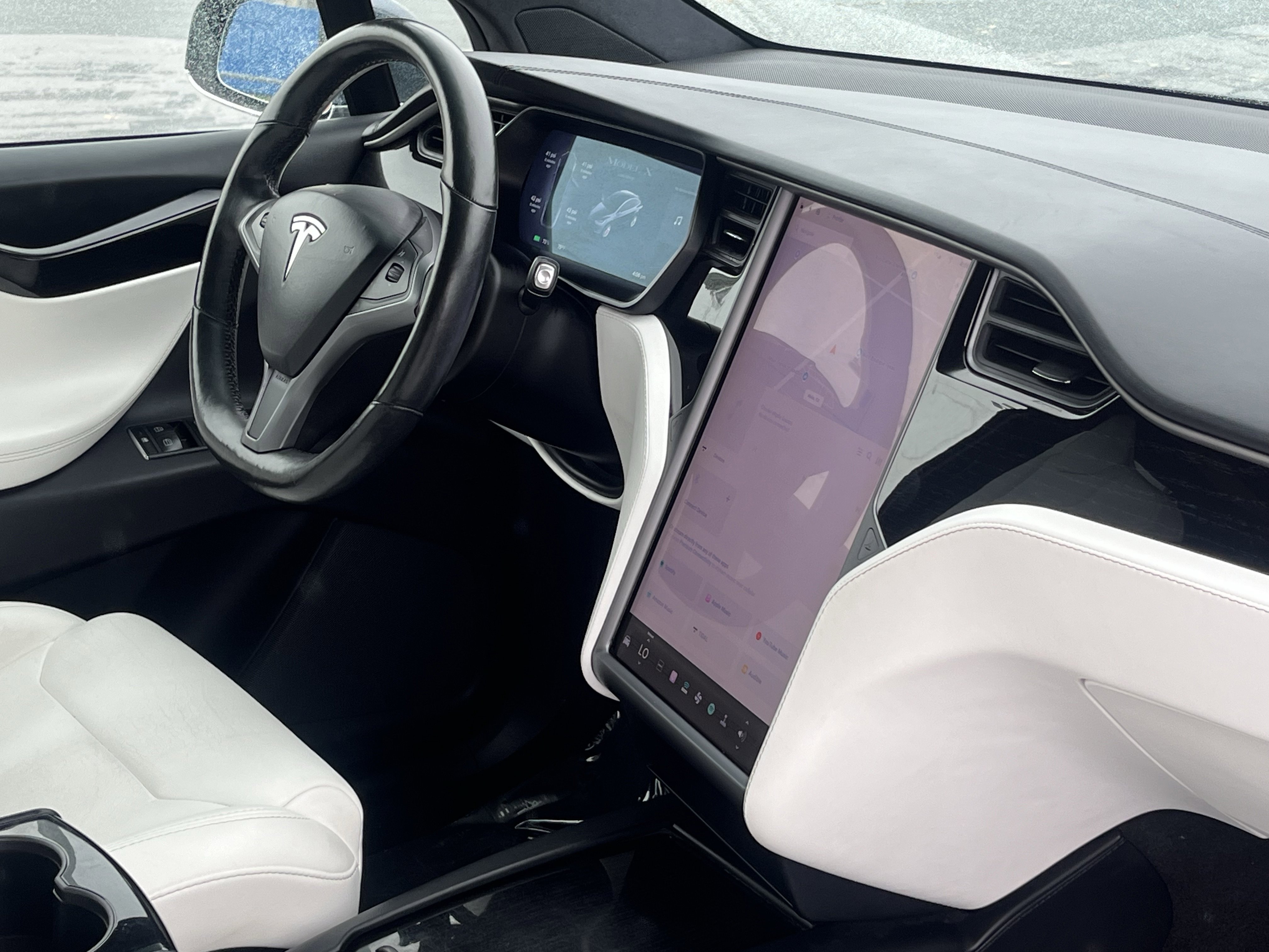 Used 2019 Tesla Model X 75D AWD/4WD image 16