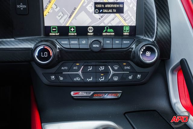 Used 2015 Chevrolet Corvette Z06 w/ 3LZ Preferred Equipment Group image 17