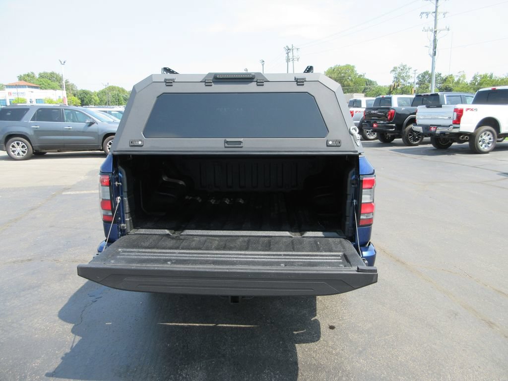 Used 2022 Nissan Frontier SV AWD/4WD image 8