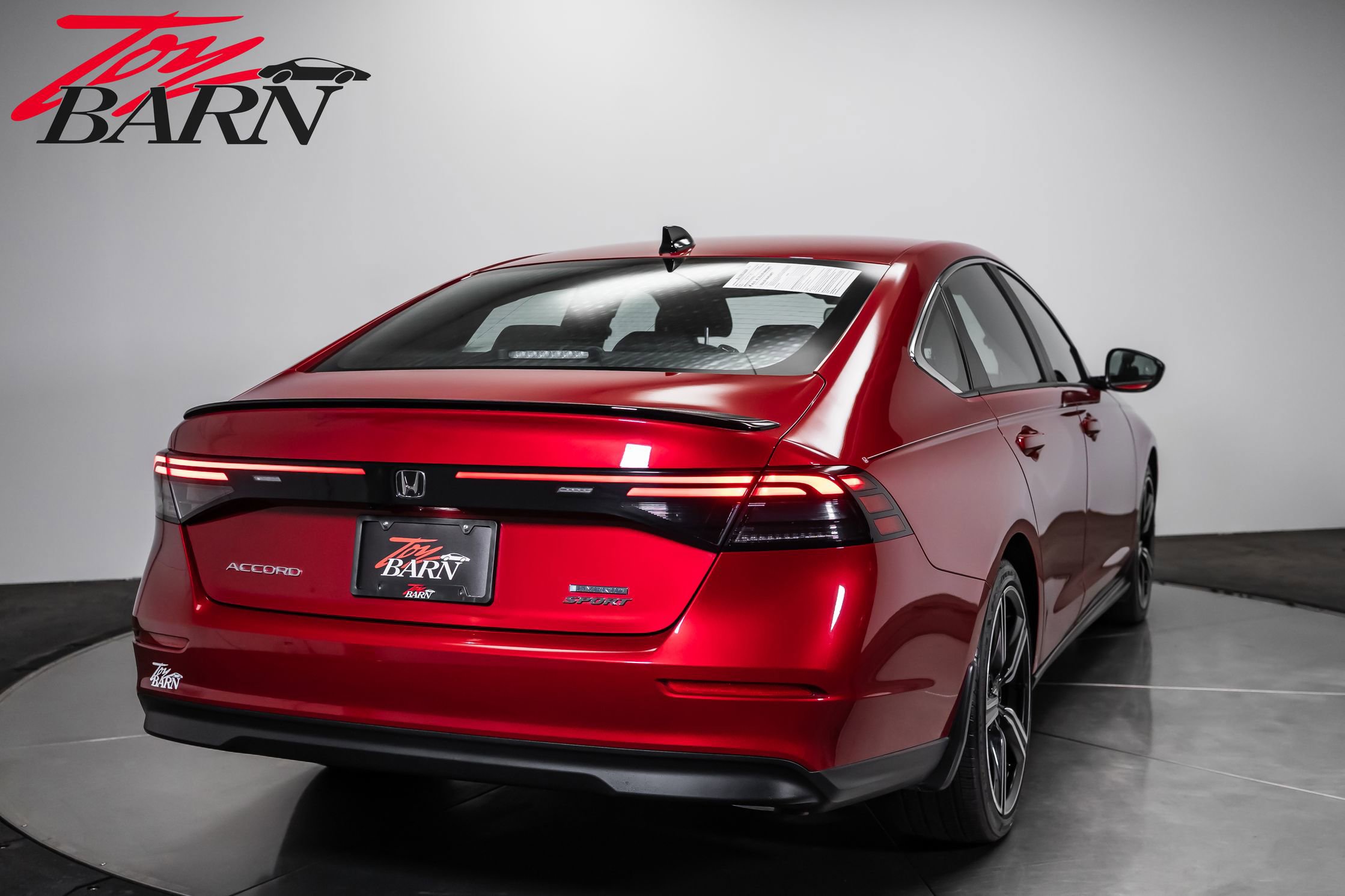 Used 2024 Honda Accord Sport image 11