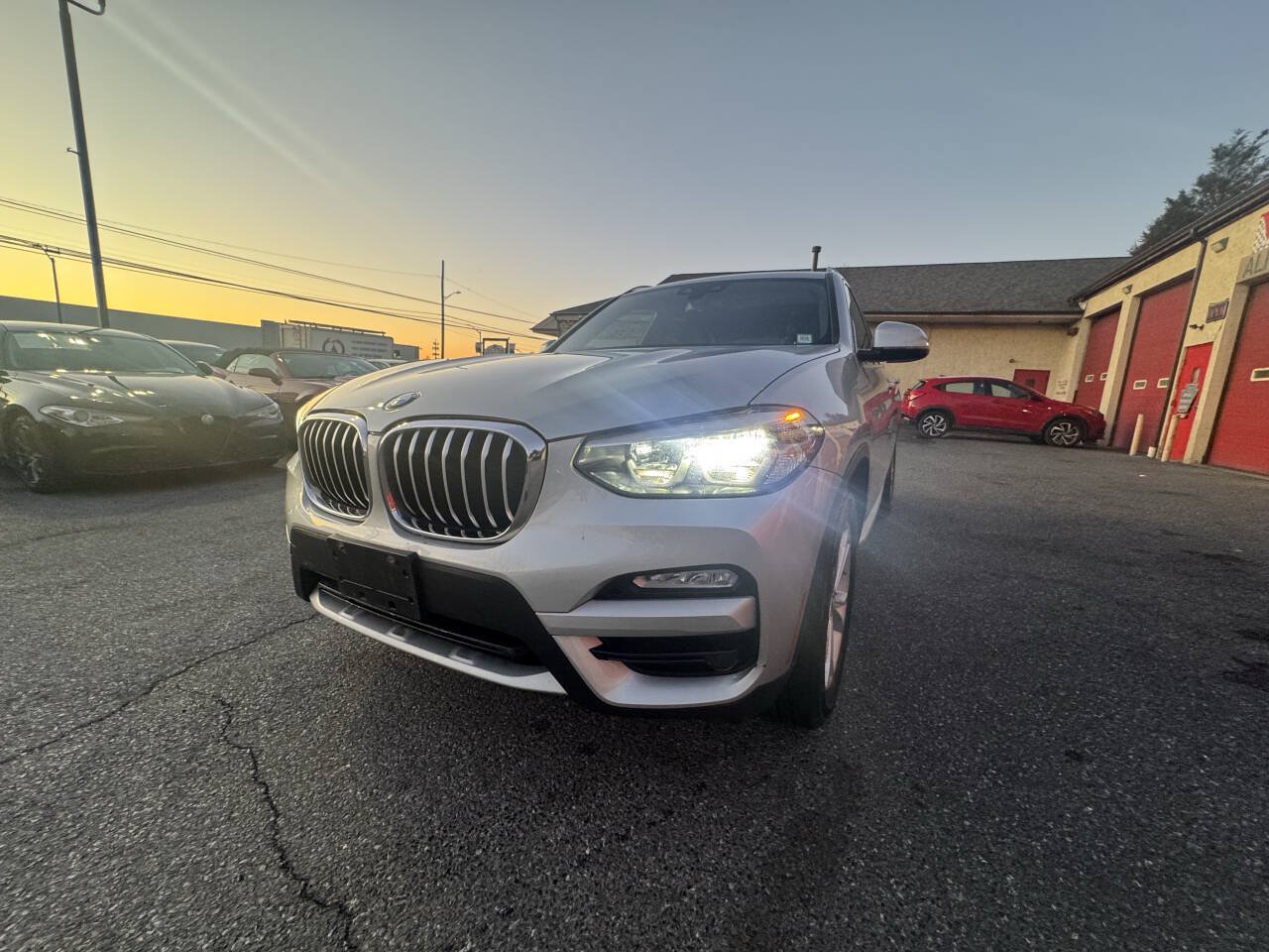 Used 2019 BMW X3 xDrive30i w/ Driving Assistance Package AWD/4WD image 12