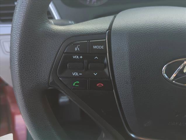 Used 2016 Hyundai Sonata SE FWD image 13
