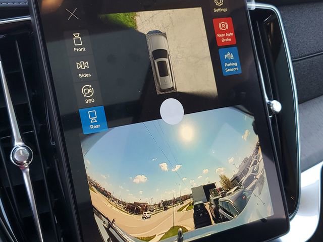 New 2026 Volvo XC90 B6 Ultra w/ Protection Package Premier AWD/4WD image 17