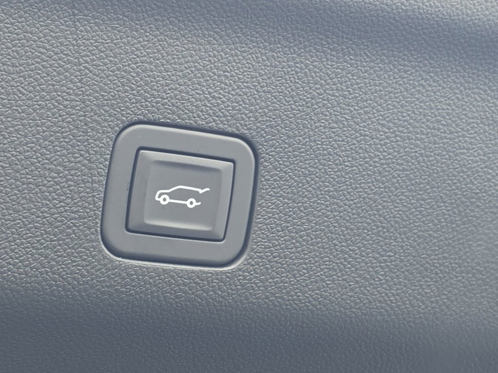 New 2026 Chevrolet Tahoe Premier image 10
