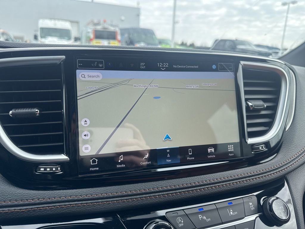 New 2026 Chrysler Pacifica Pinnacle AWD/4WD image 20