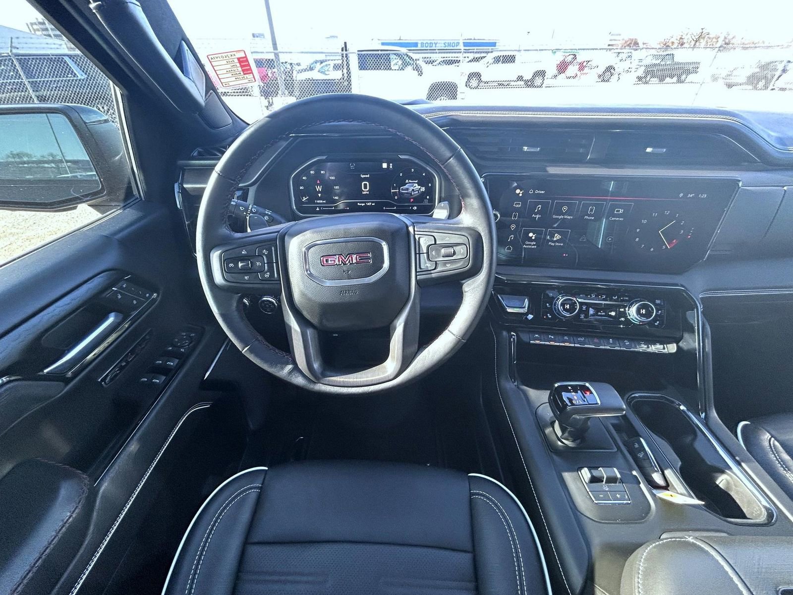 Used 2022 GMC Sierra 1500 AT4X image 13