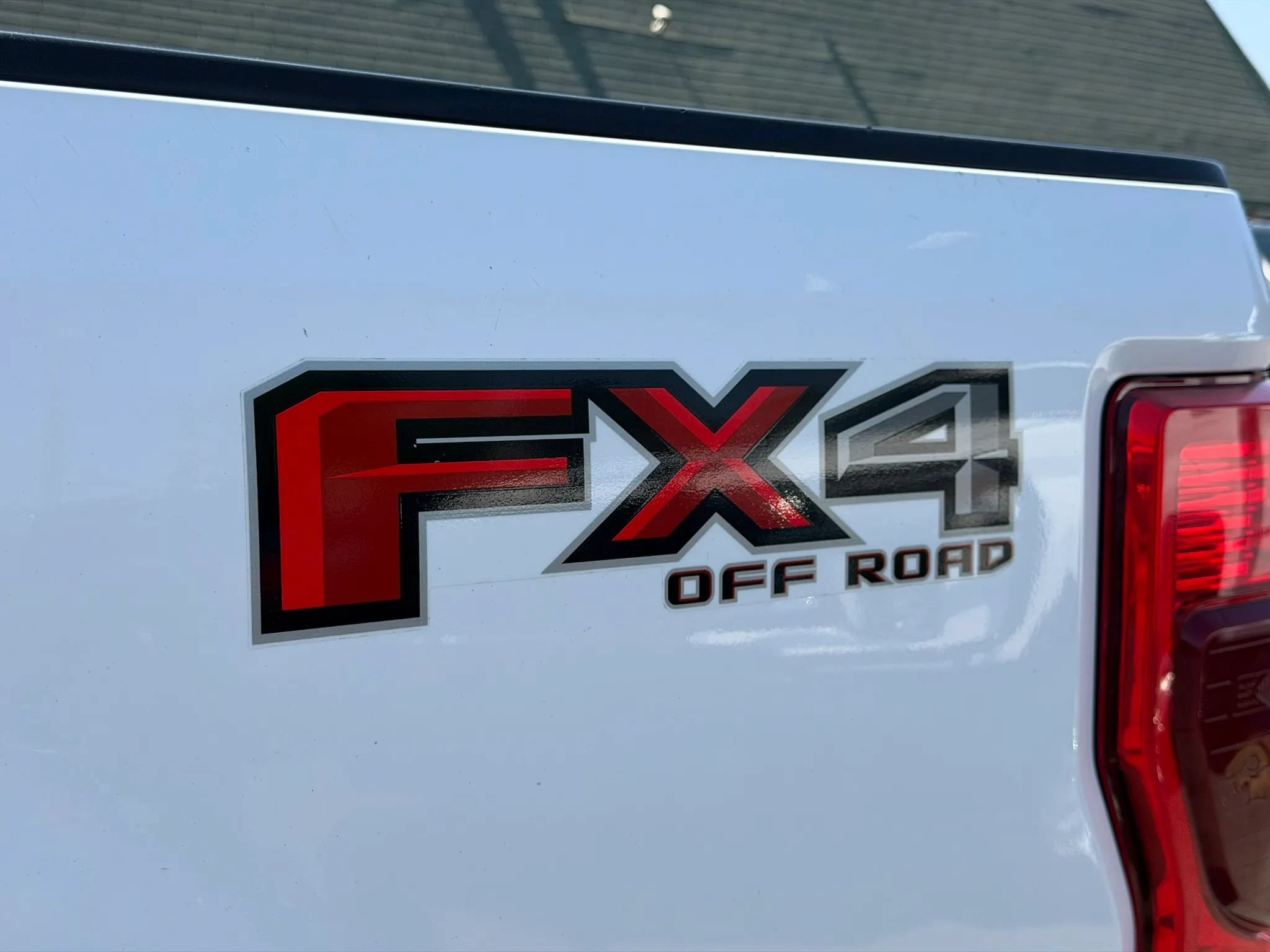 Used 2020 Ford F250 XLT w/ XLT Premium Package AWD/4WD image 12