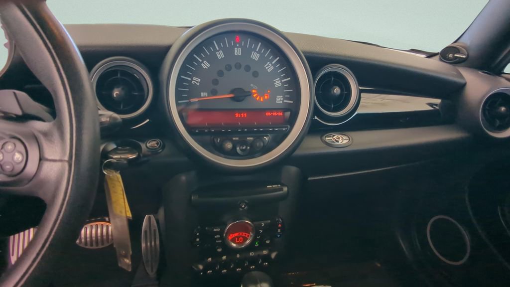 Used 2015 MINI Cooper S FWD image 14