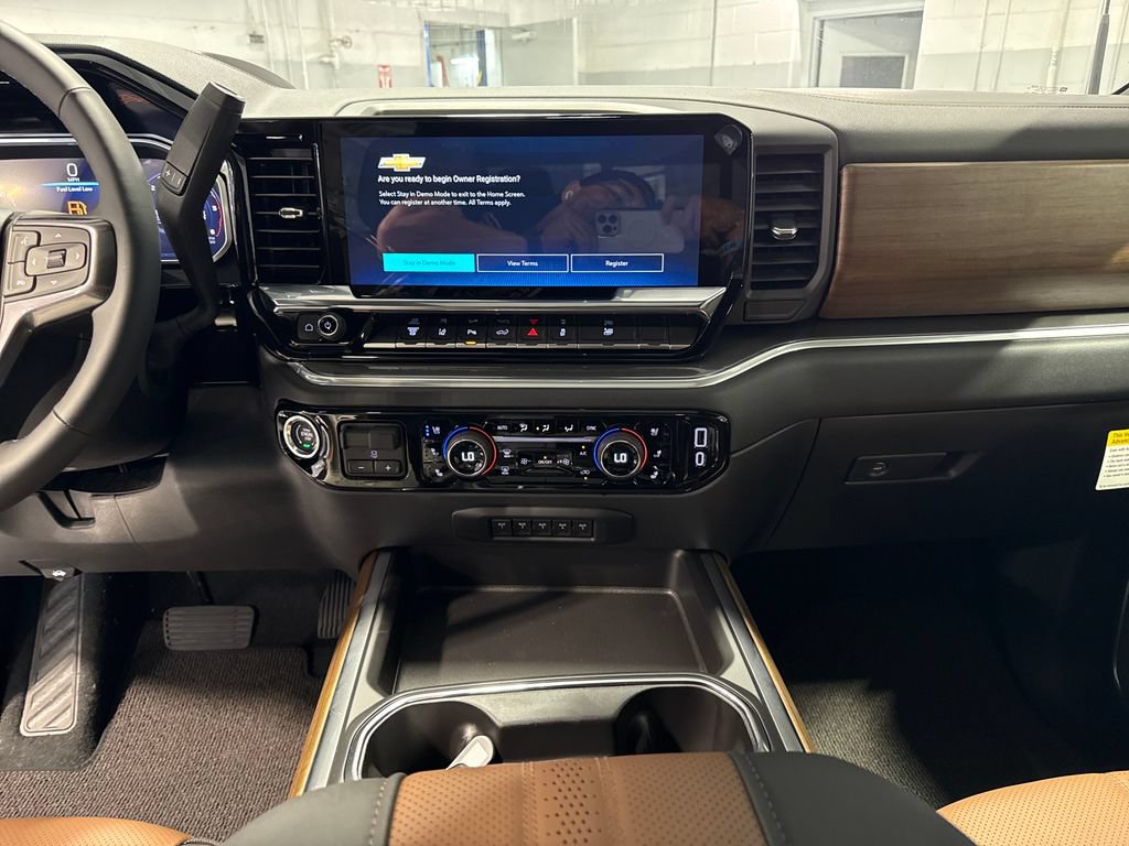 New 2026 Chevrolet Silverado 3500 High Country w/ High Country Premium Package AWD/4WD image 13