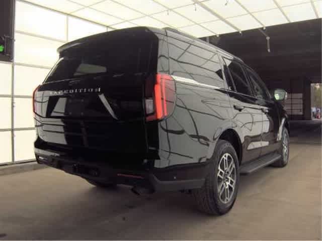 Certified 2025 Ford Expedition Active AWD/4WD image 4