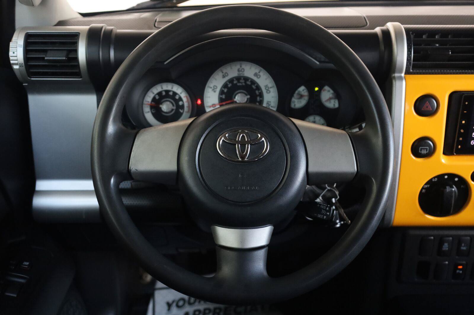 Used 2007 Toyota FJ Cruiser 4WD image 23