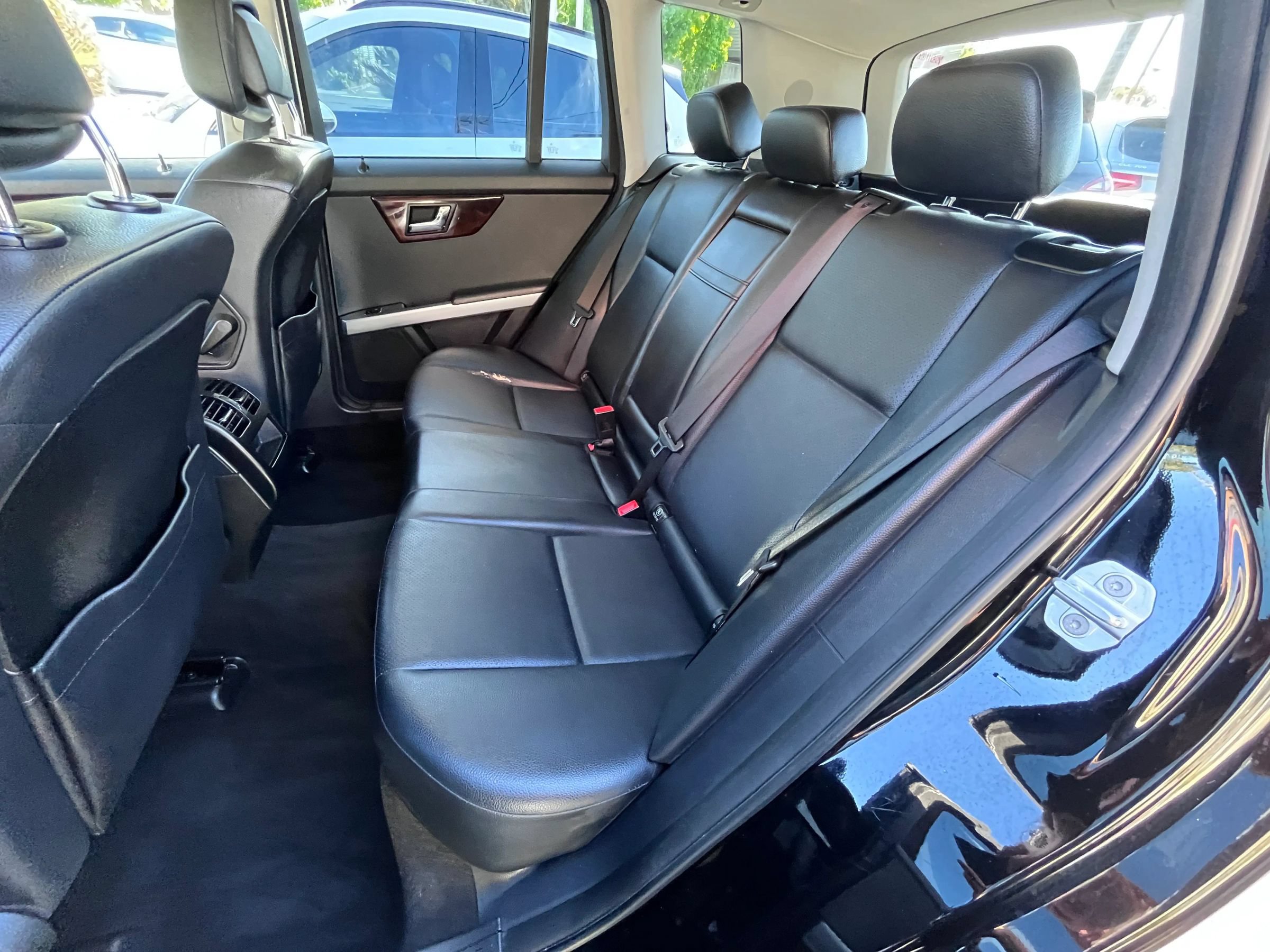 Used 2011 Mercedes-Benz GLK 350 4MATIC image 13