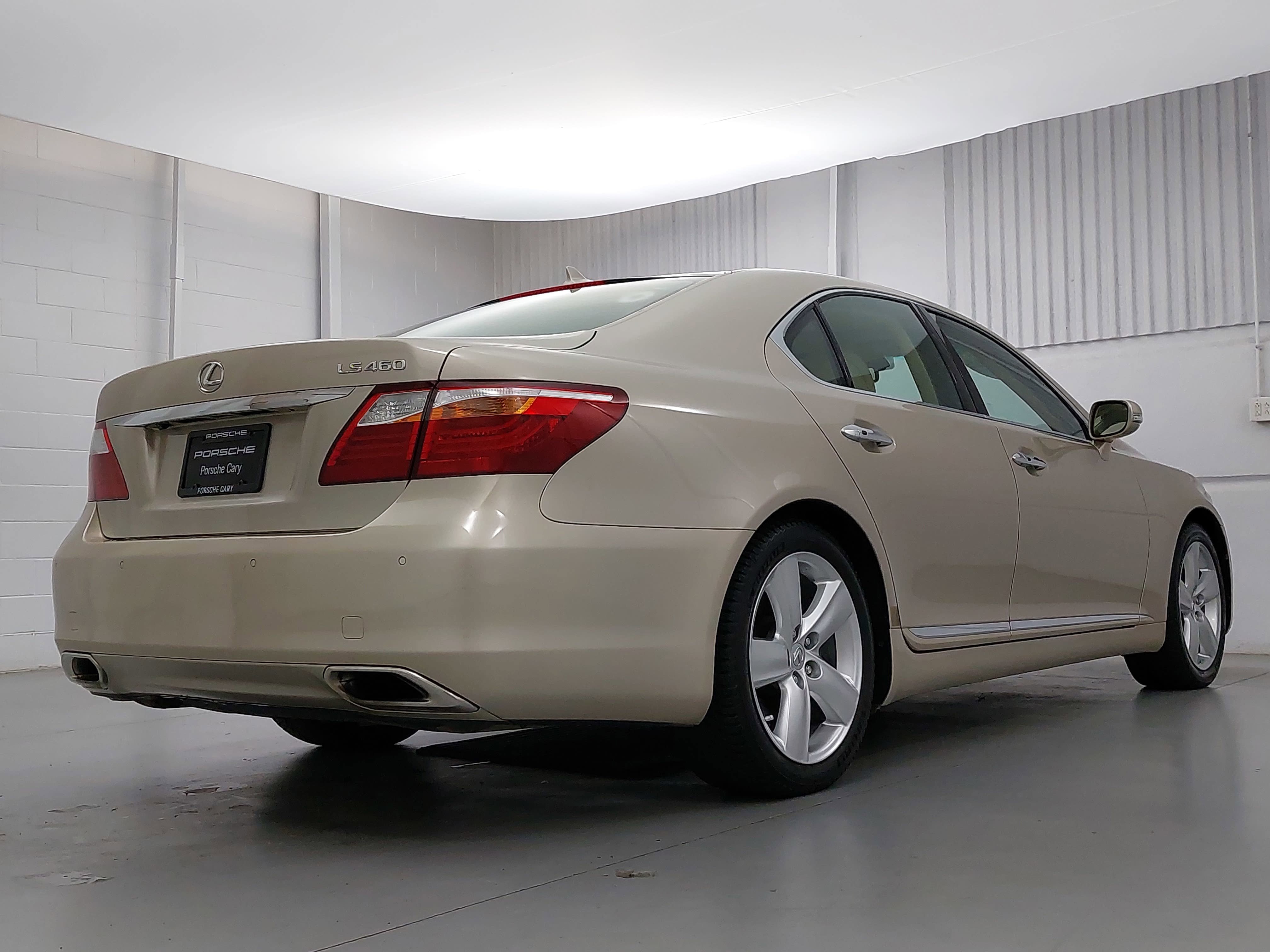 Used 2011 Lexus LS 460 w/ Luxury Value Edition RWD image 7
