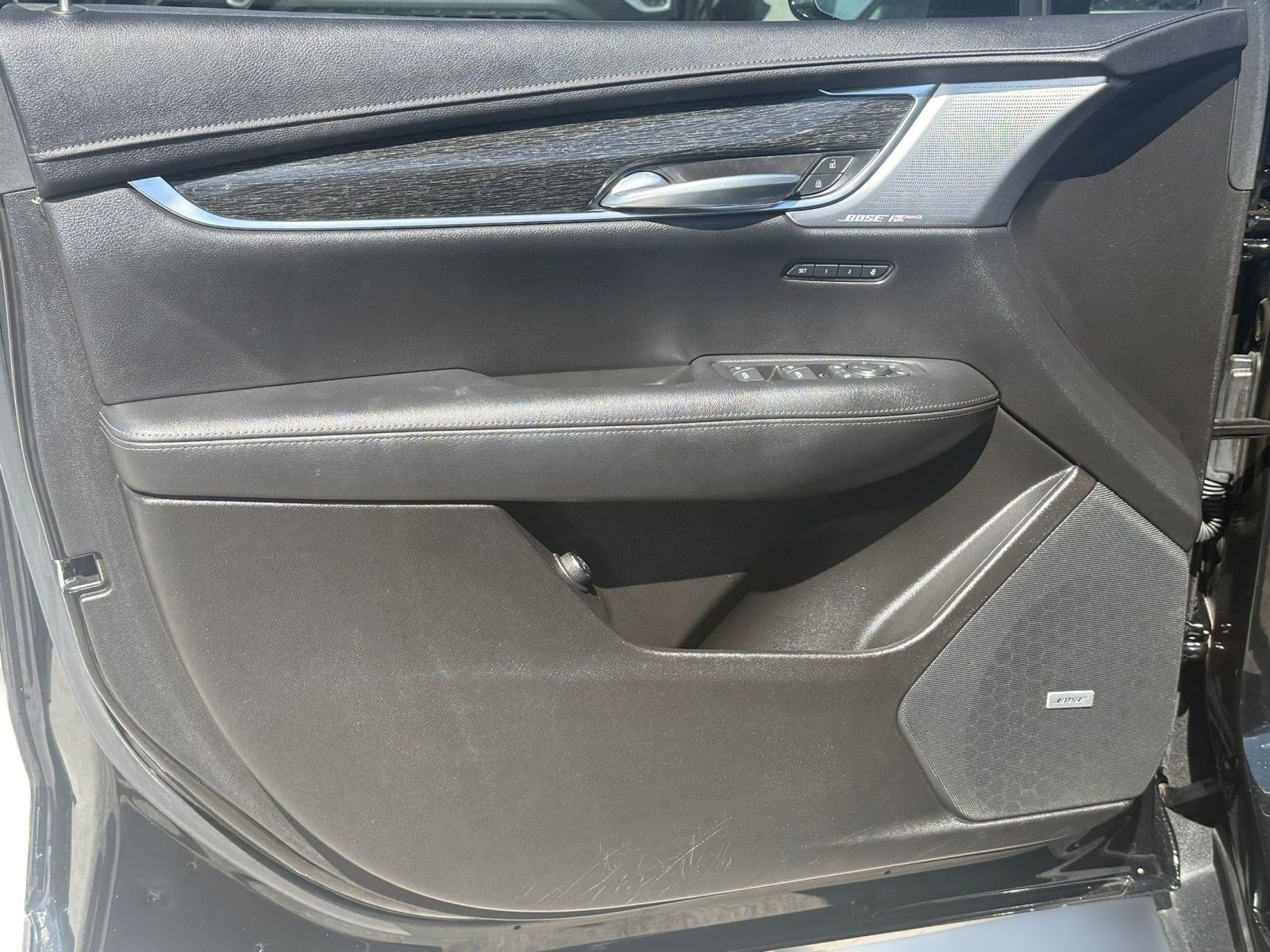 Used 2021 Cadillac XT5 Premium Luxury image 12