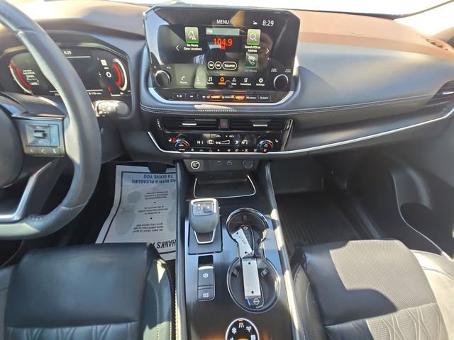 Used 2023 Nissan Rogue Platinum w/ Platinum Premium Package image 11