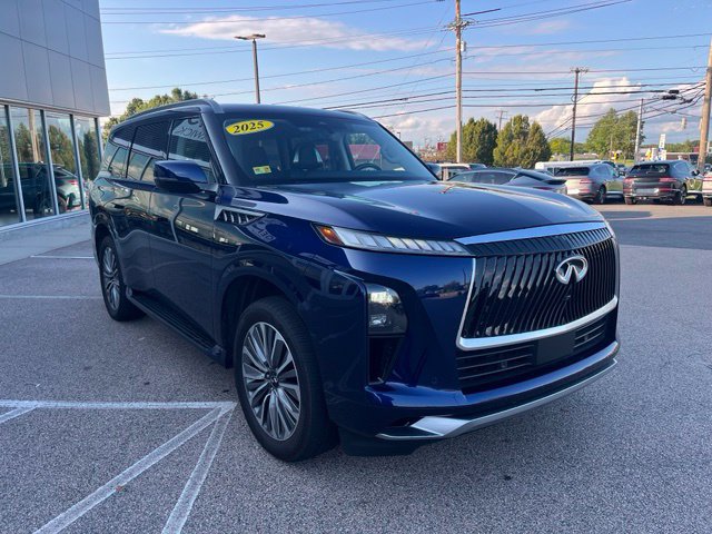 Used 2025 INFINITI QX80 Sensory AWD/4WD image 18