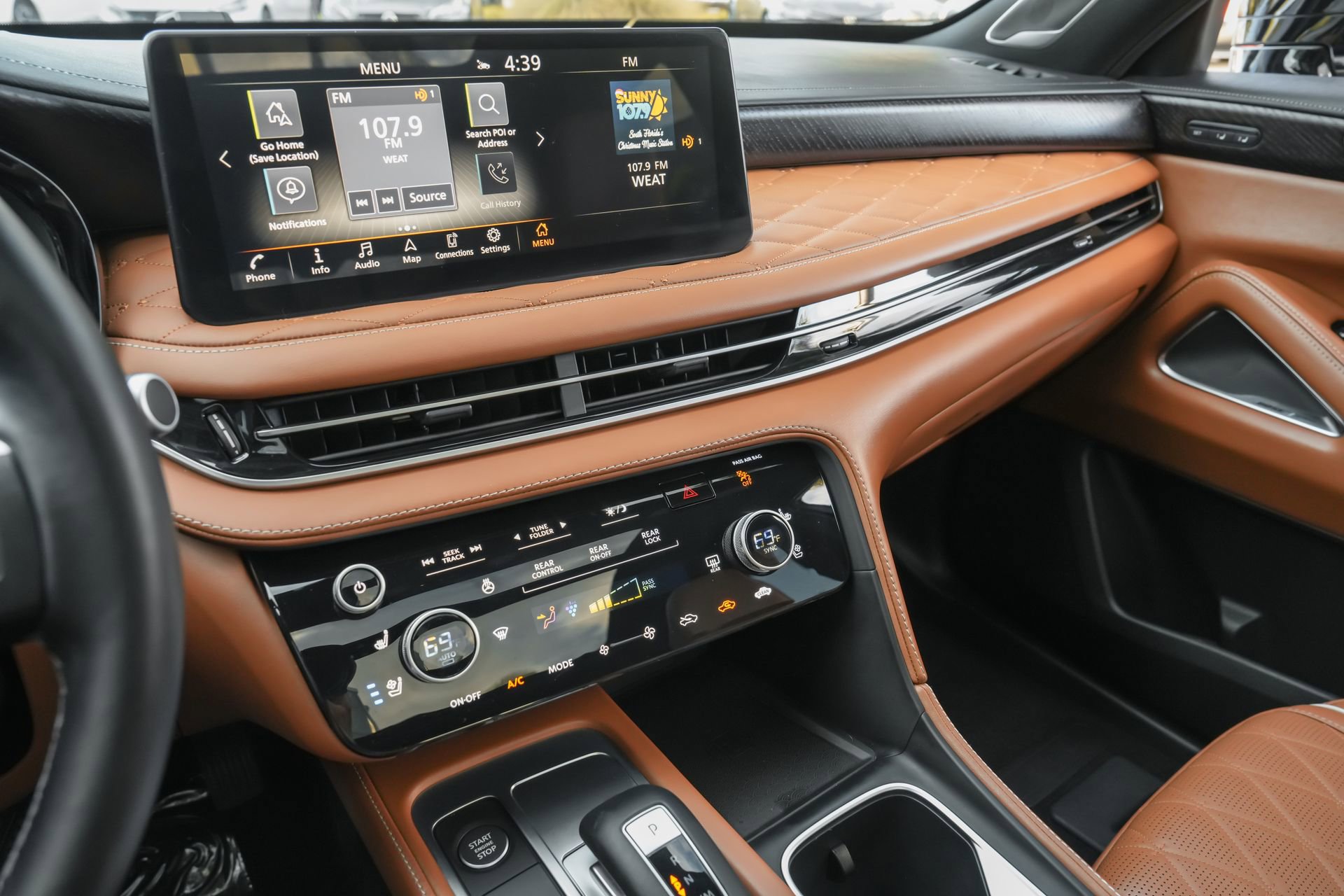 Used 2025 INFINITI QX60 Autograph w/ Cargo Package image 10