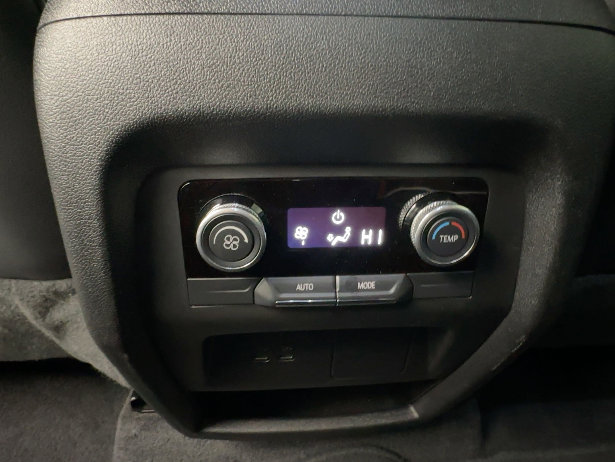 Certified 2025 Buick Enclave Preferred image 32