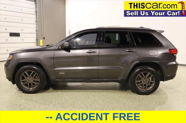 Used 2016 Jeep Grand Cherokee Laredo 75th Anniversary image 4