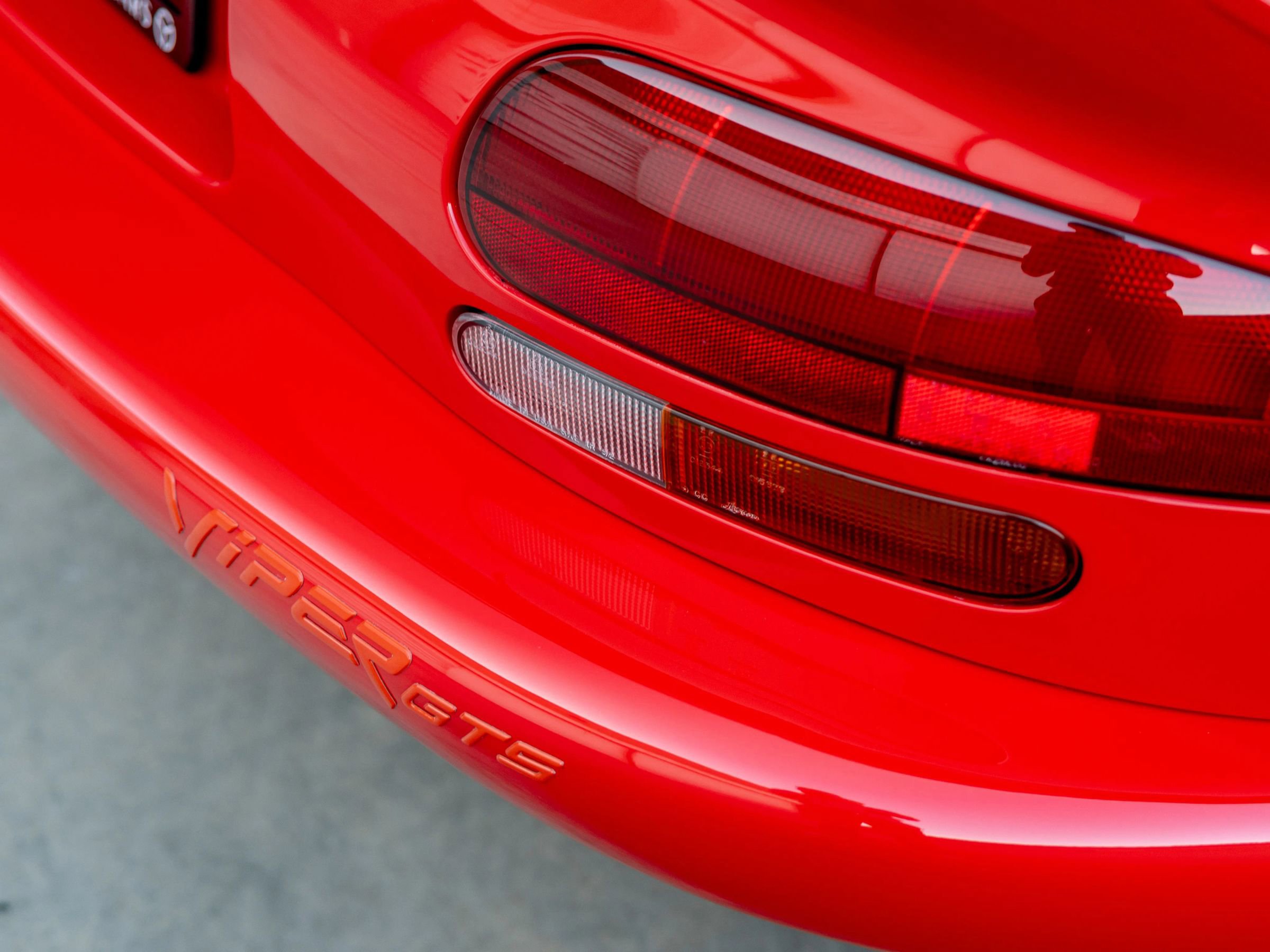 Used 1997 Dodge Viper GTS RWD image 34