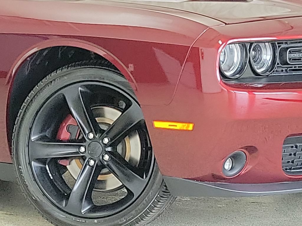 Used 2017 Dodge Challenger R/T w/ Sound Group RWD image 2